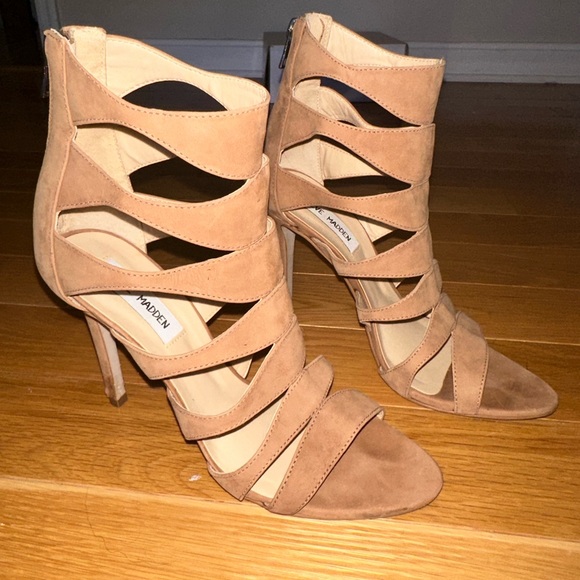Steve Madden NUBUCK LEATHER Tan Cut-Out Heels Sz 8 - Picture 5 of 10